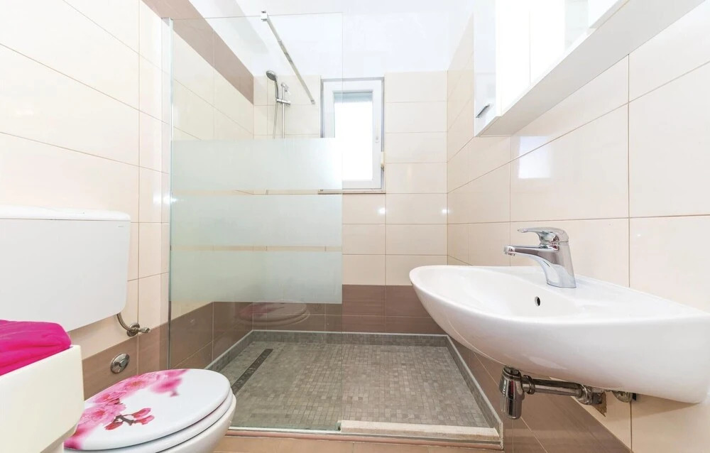 Beautiful Apartment in Trogir With 2 Bedrooms and Wifi