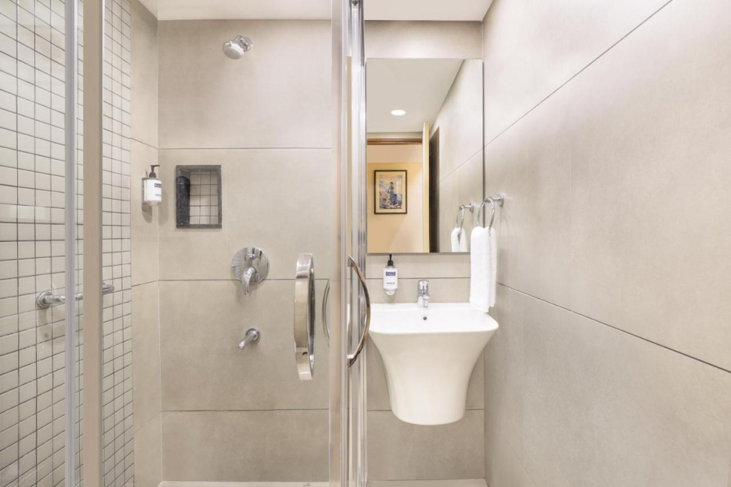 Keys Lite By Lemon Tree Hotels Sreekanya