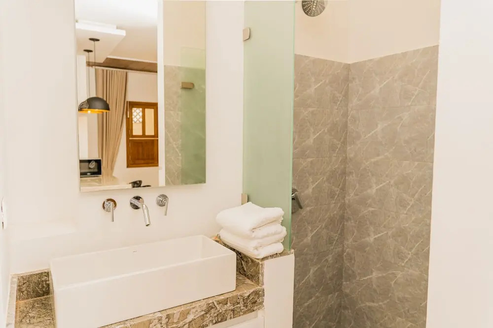 Del Mar Guest House