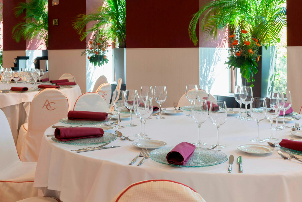 AC Hotel Palacio de Santa Ana by Marriott