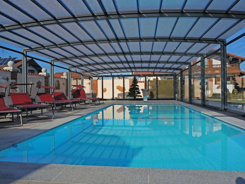 Alluring Holiday Home in Ubersee with Whirlpool