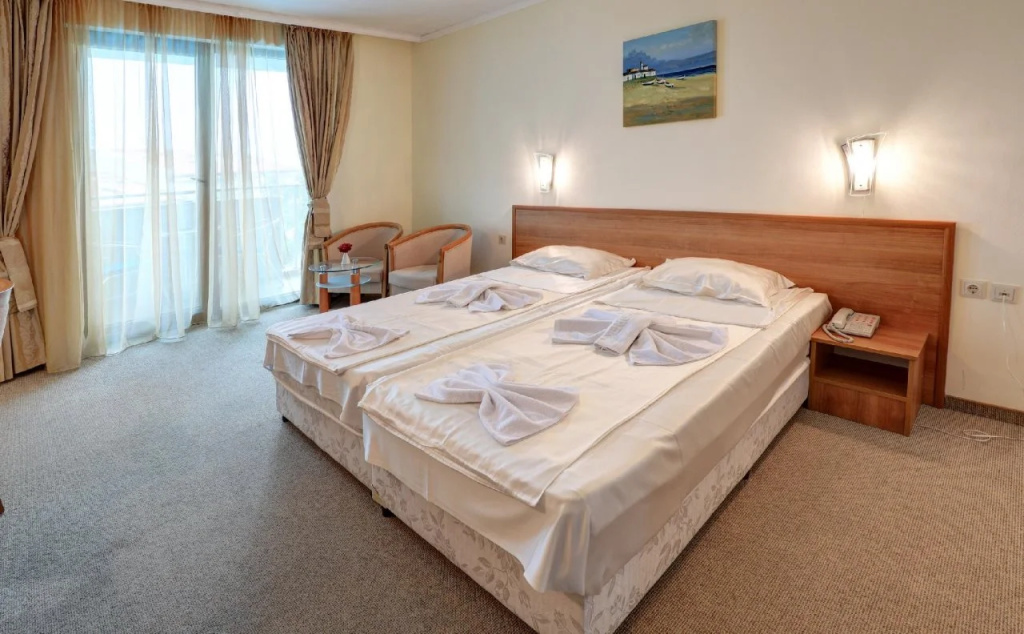 Lalov Egrek Hotel
