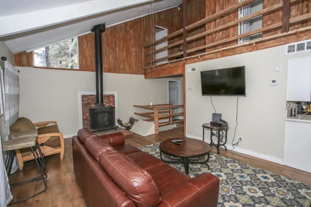 Bear Cub Den-1724 by Big Bear Vacations