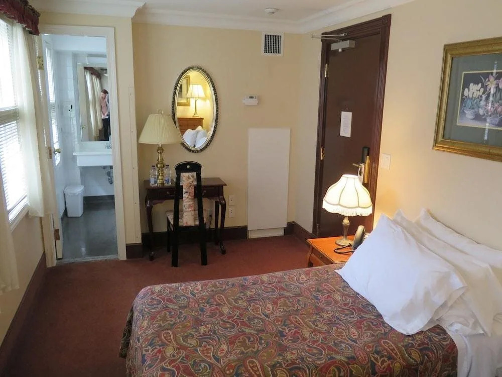 Madison Manor Boutique Hotel