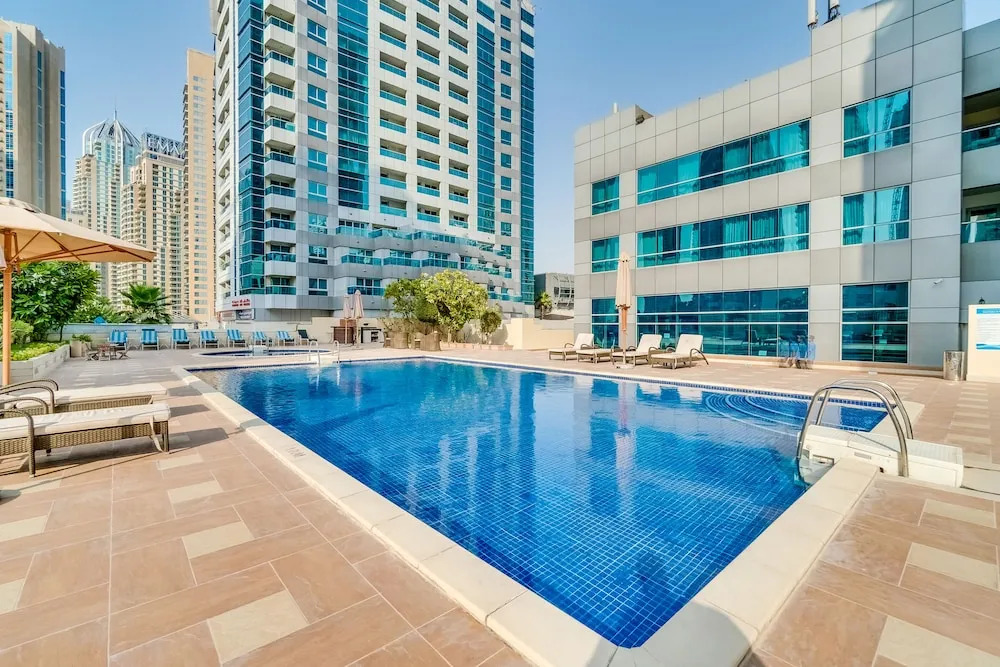 2 Bedroom Apartment Marina