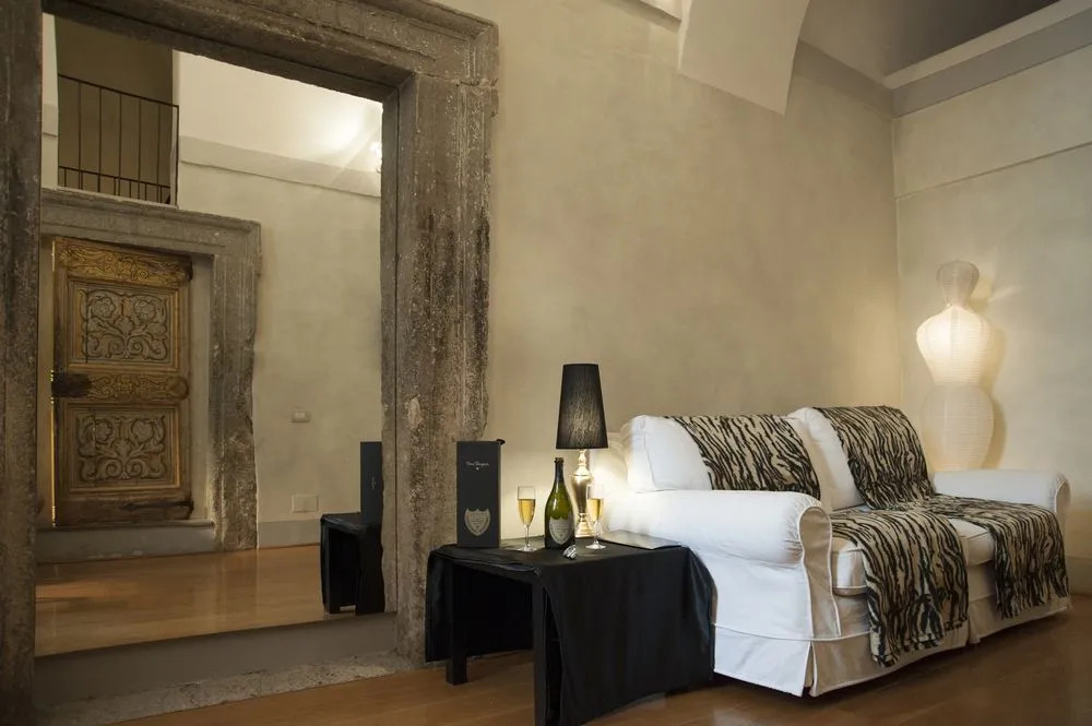 Secret Rhome Suite Lab