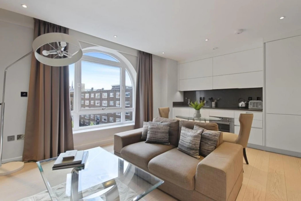 Vauxhall Bridge Road by Aeria Apartments
