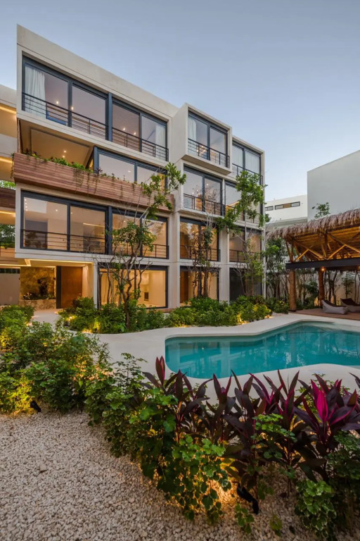 Elegant Apartment | Eco-Pool & Solarium | Speedy Wifi | Social Terrace | Concierge