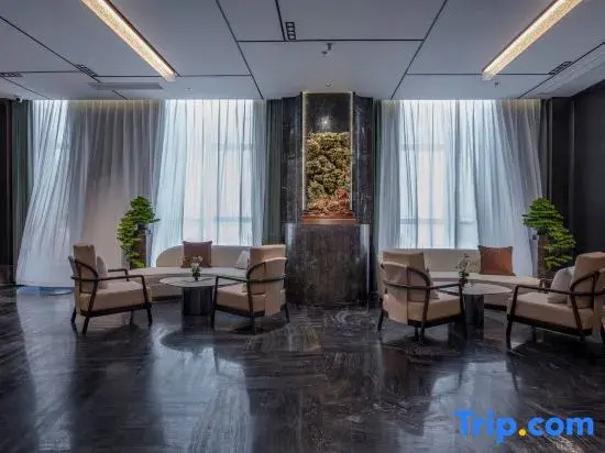 Yuzhong Lanke International Hotel