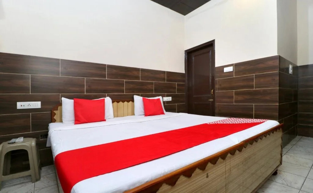 Suri Guest House By OYO Rooms