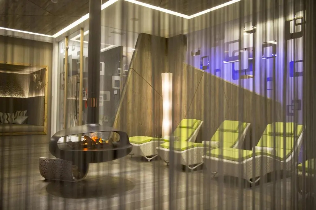 Hotel COSMEA - Your Dolomites & Honeymoon experience