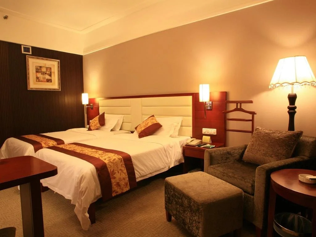 Huayue Hotel