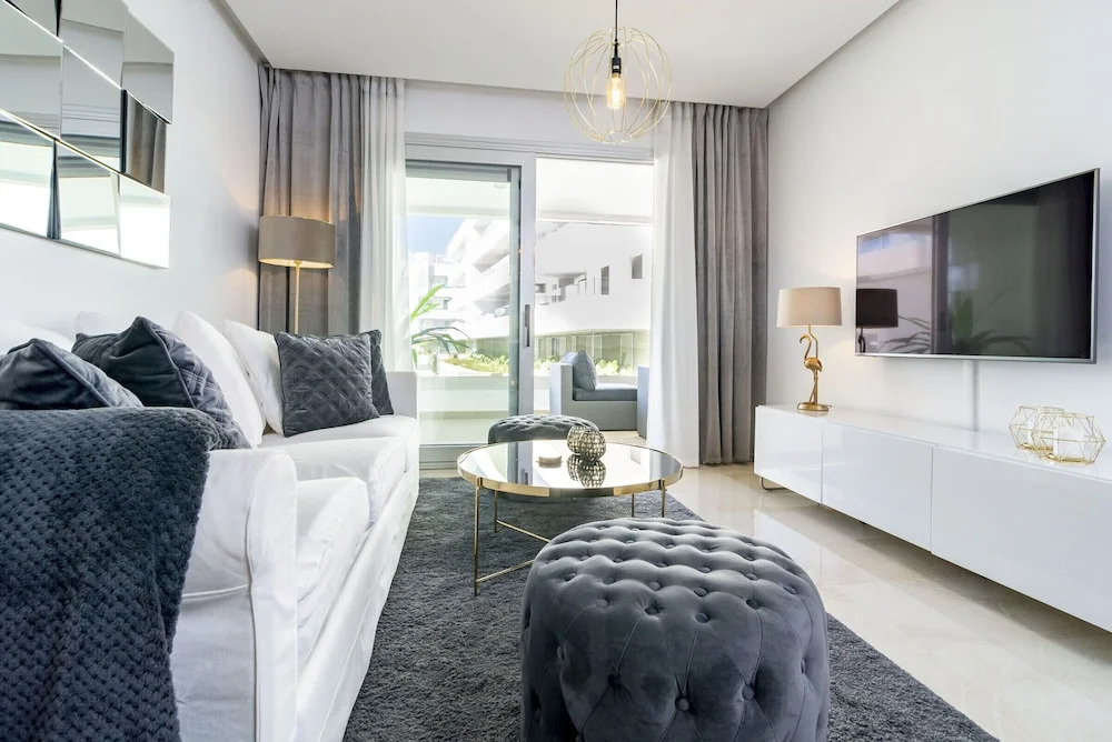 AE8 - Luxury 3 bedroom apartment in San Pedro