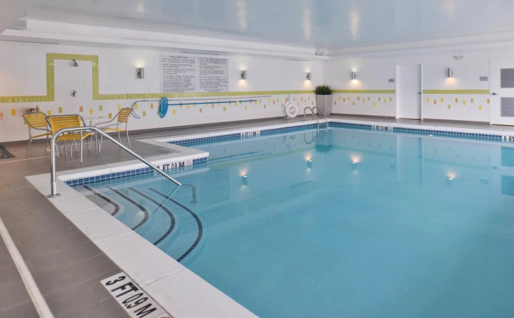 Fairfield Inn & Suites Calhoun