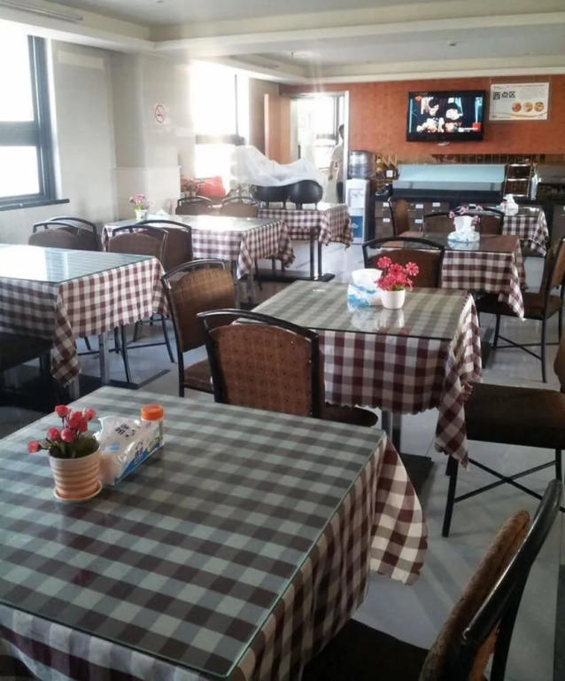 Motel 168