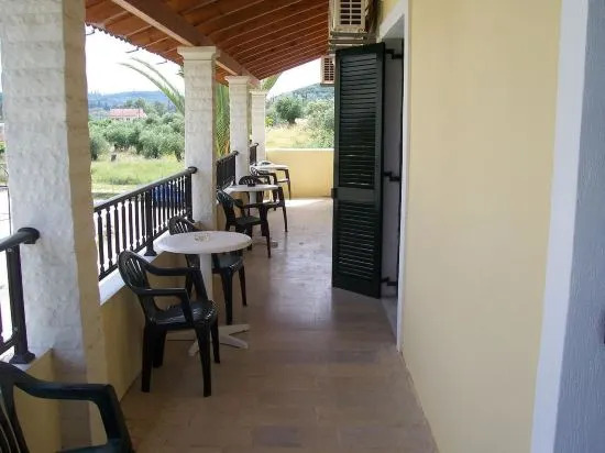 Rose Garden Rooms