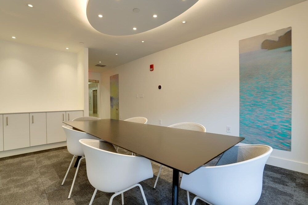 Spacious 2BR Condo at Ballston