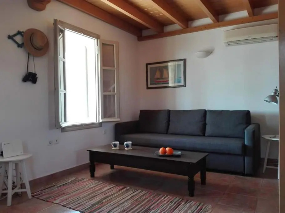 SUNNY HOUSE with amazing view for 4+2 persons
