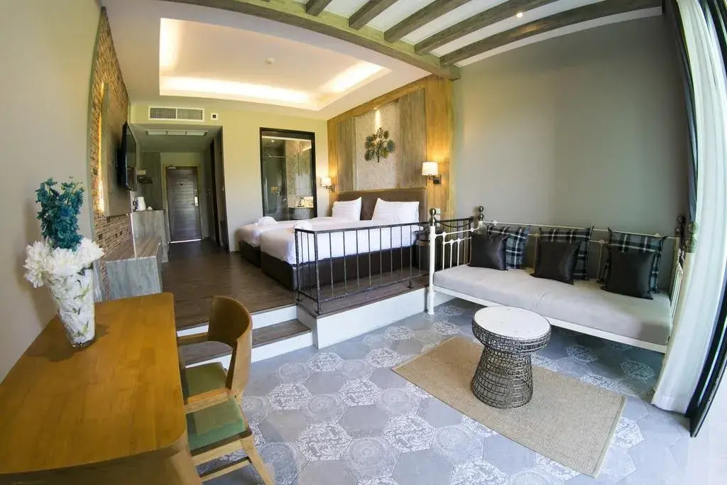 La Isla Pranburi Beach Resort