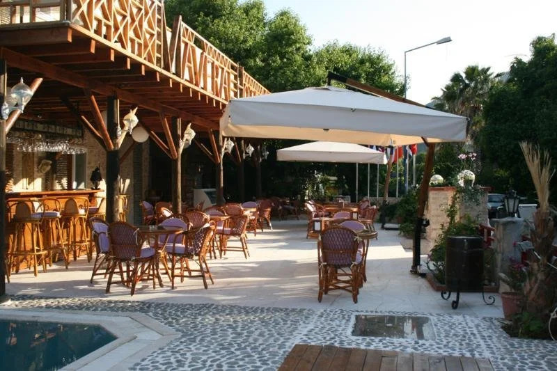 Mavera Hotel