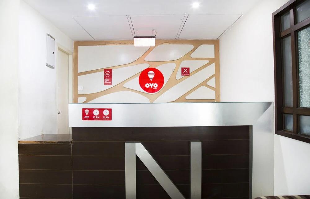 OYO 6130 Hotel N7