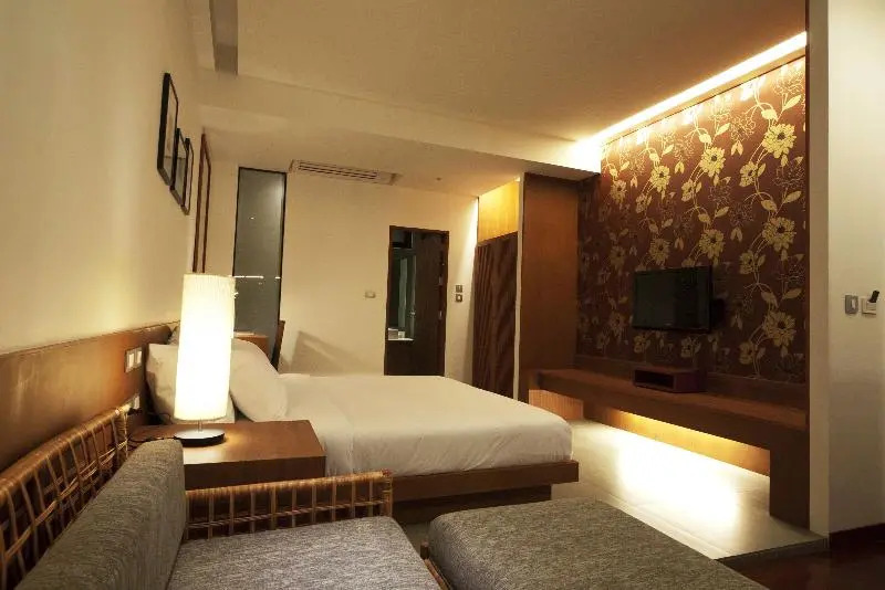 Tri-Shawa Resort