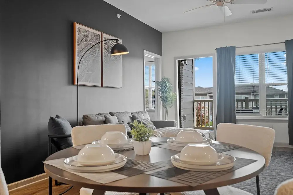 Upscale King 4BR Suite Uptown Charlotte