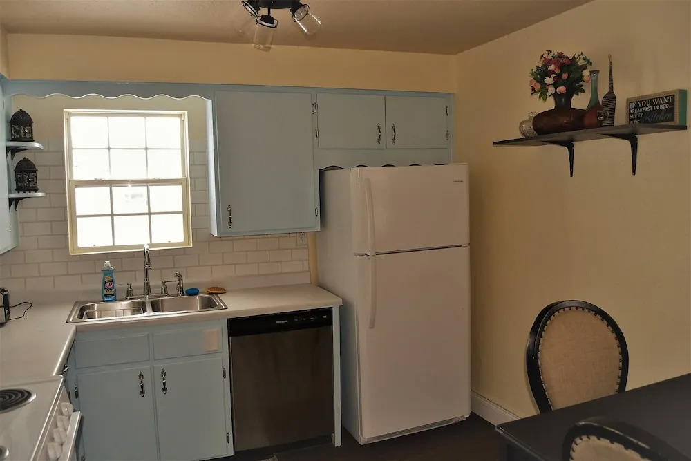 The Gateway - a Beautiful Relaxing Three Bedrooms Apartment