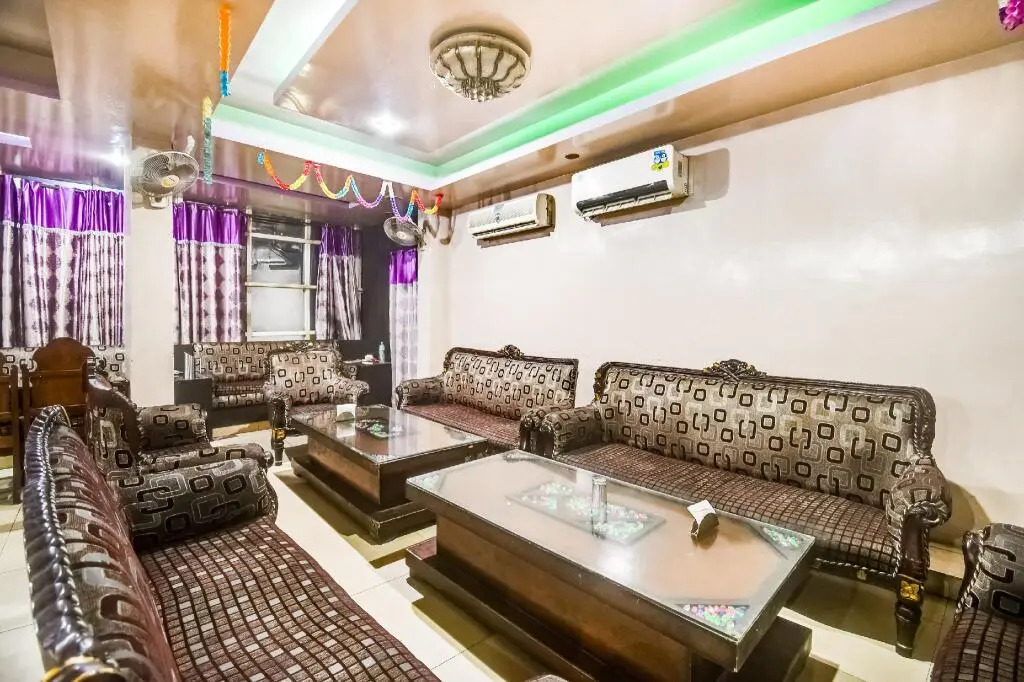 Hotel Mannat by OYO Rooms