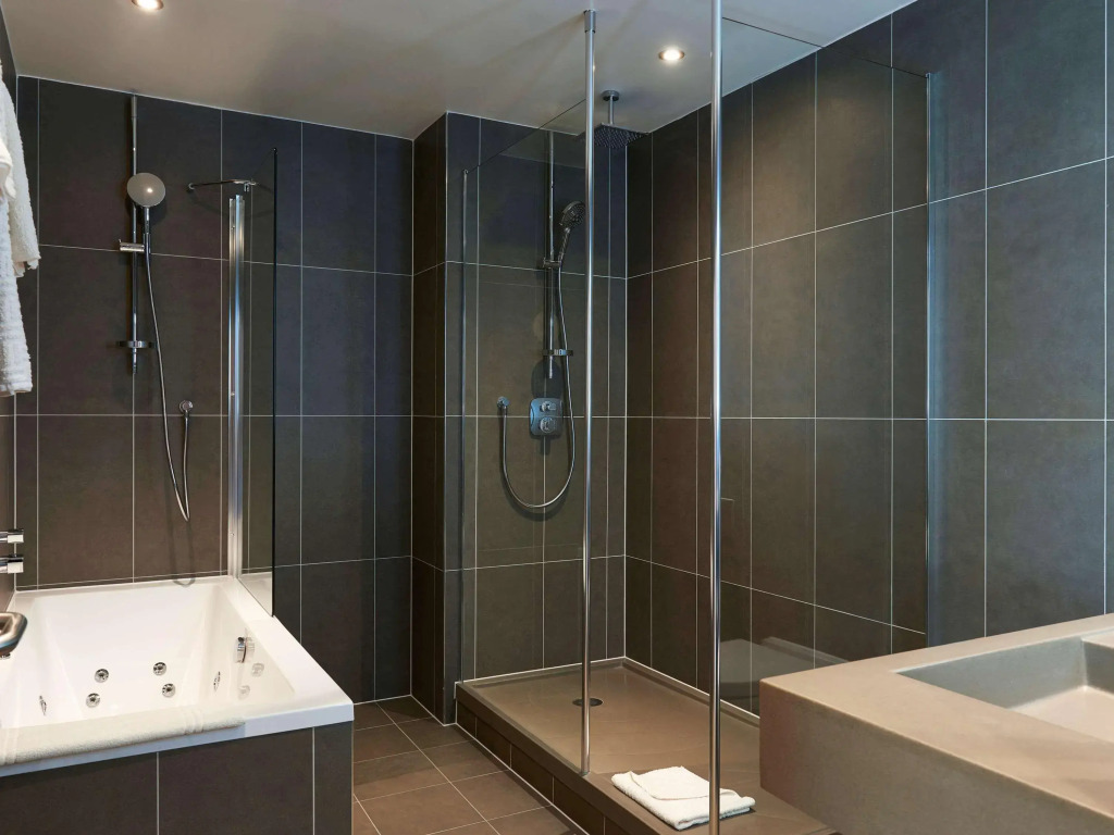 Novotel London Heathrow Airport T1 T2 and T3