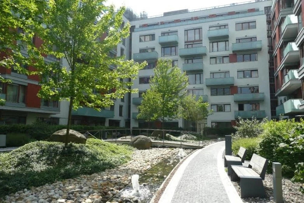 River Apartment with parking