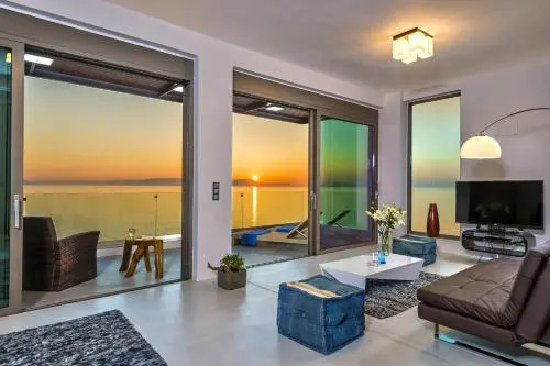 Kyma Villa