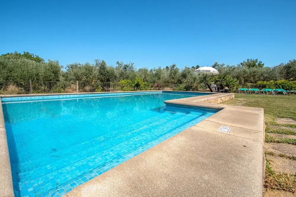 Villa in Alcudia With Private Pool & Terrace