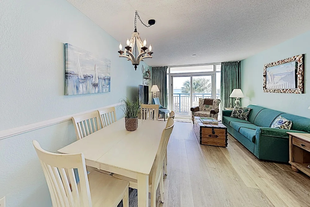 Beachfront W/ Pools, Hot Tubs & Lazy River 1 Bedroom Condo