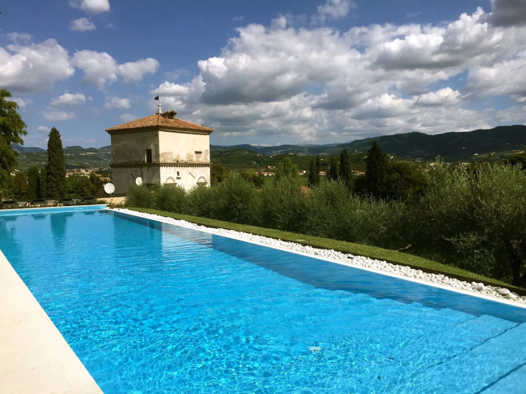 Hotel Villa Giona