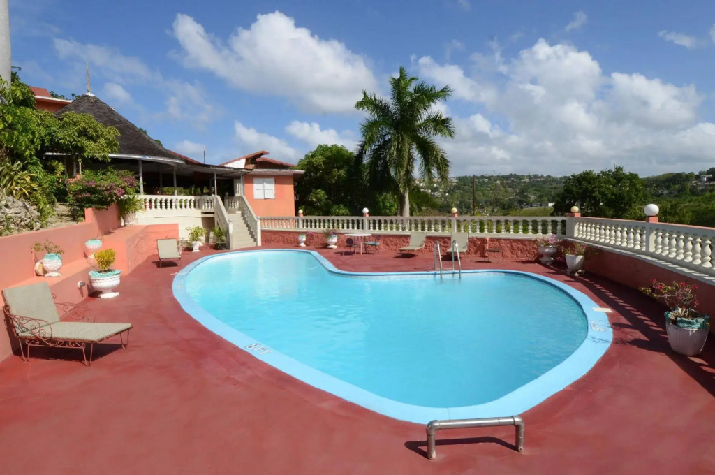 Verney House Resort