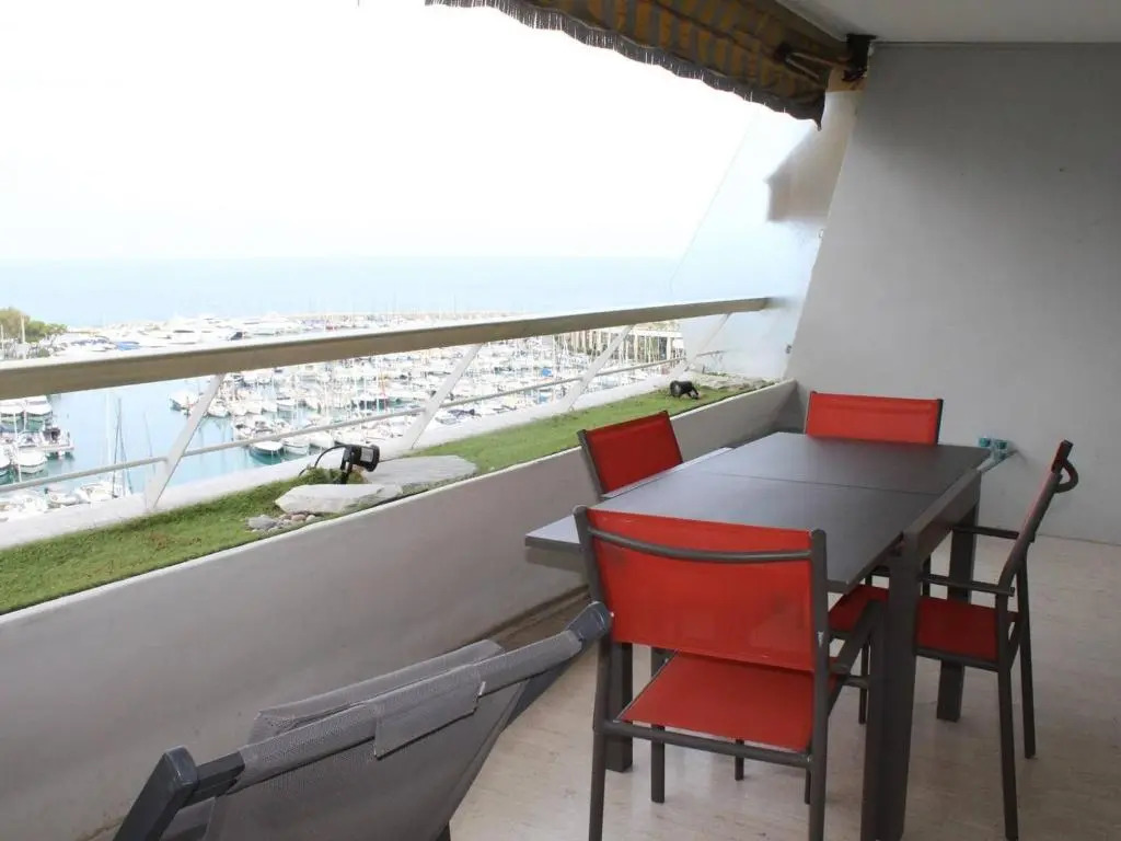 Appartement Villeneuve-Loubet, 2 pièces, 4 personnes - FR-1-252A-34