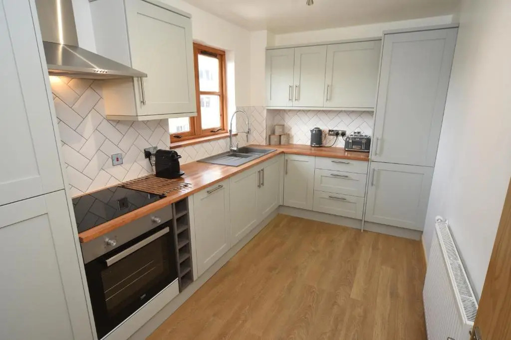 Silver Key Apartment 2