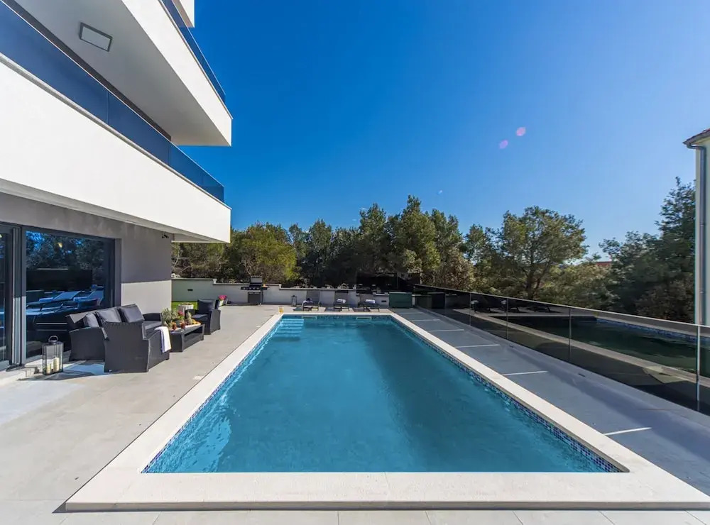 Villa Shaula