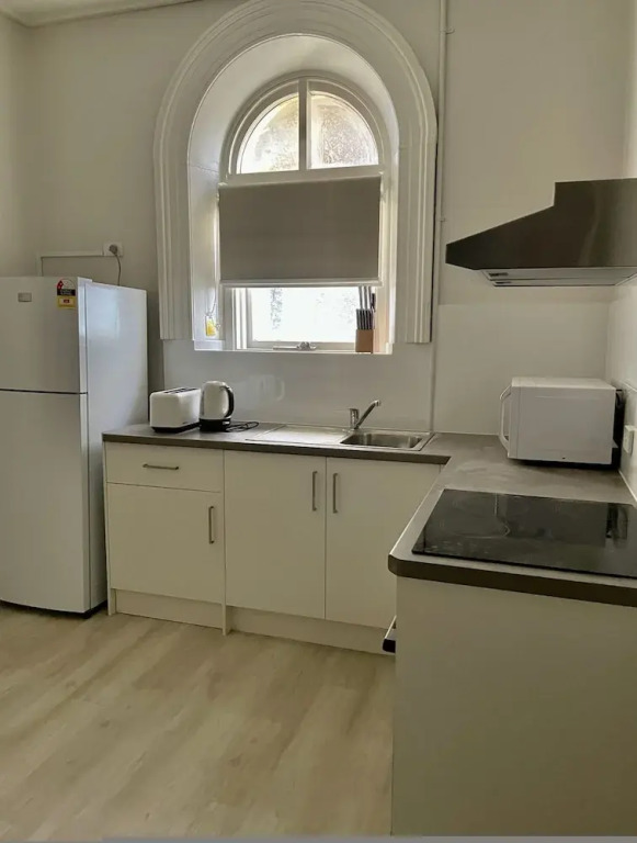 Seafield Tower Glenelg Apartment no 5