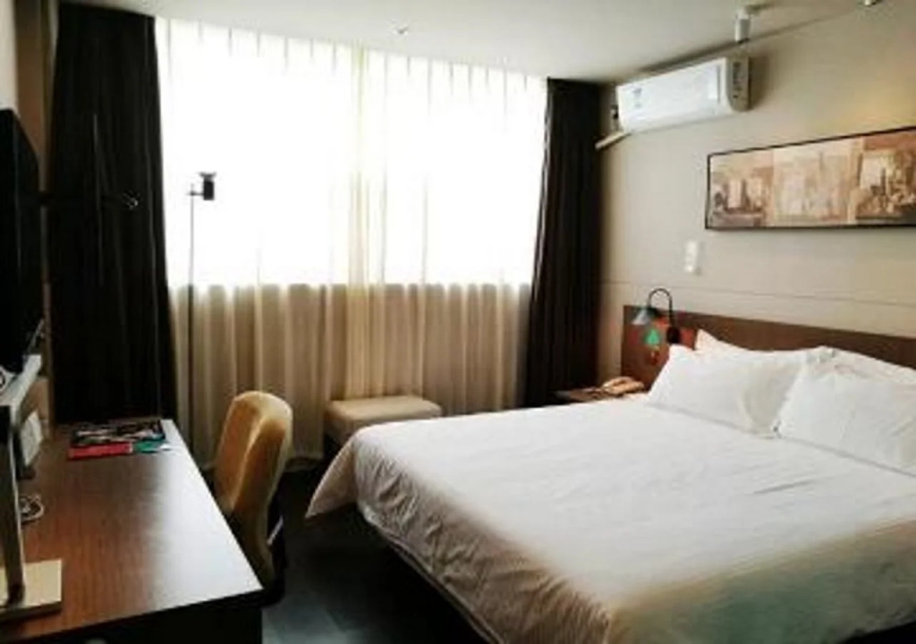 Jinjiang Inn Select Yancheng Dongtai Gulou Road Pedestrian Street