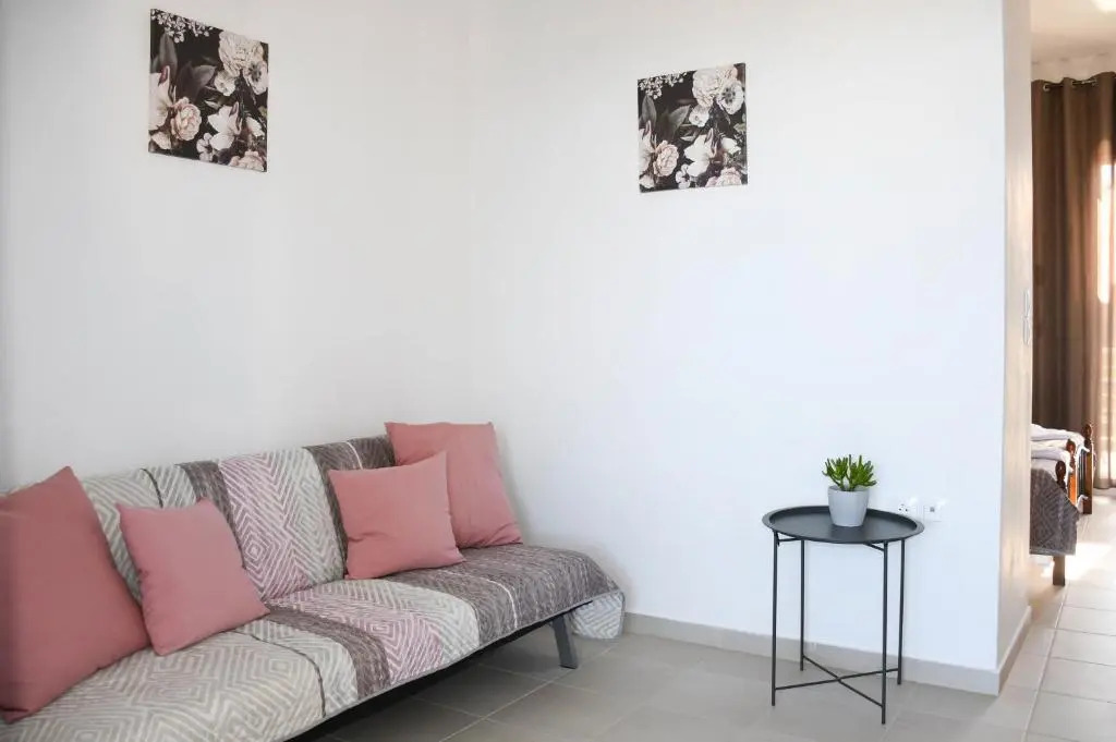 Katerina Apt 2 - Balcony & Great views near Beach
