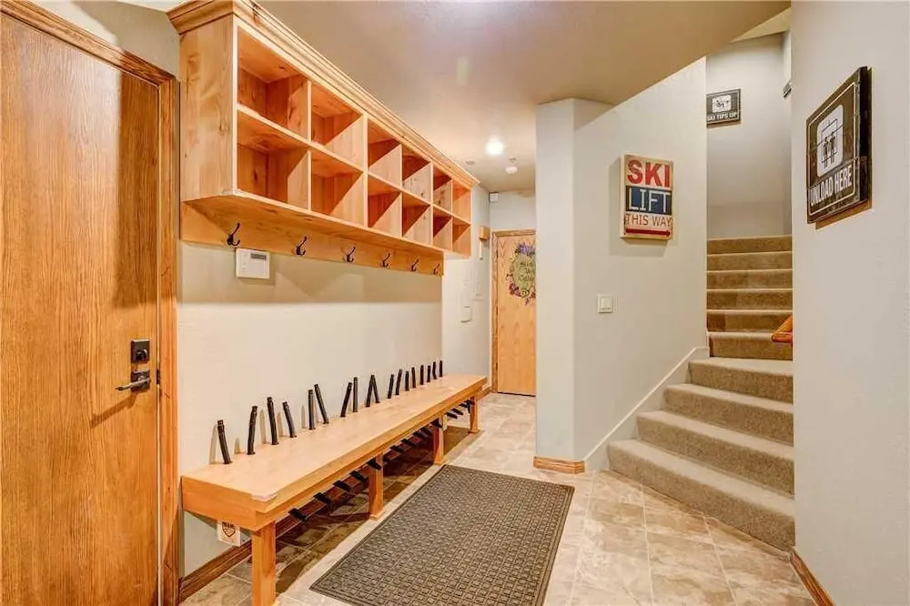 7700 Sterling Drive 5 Bedroom Home
