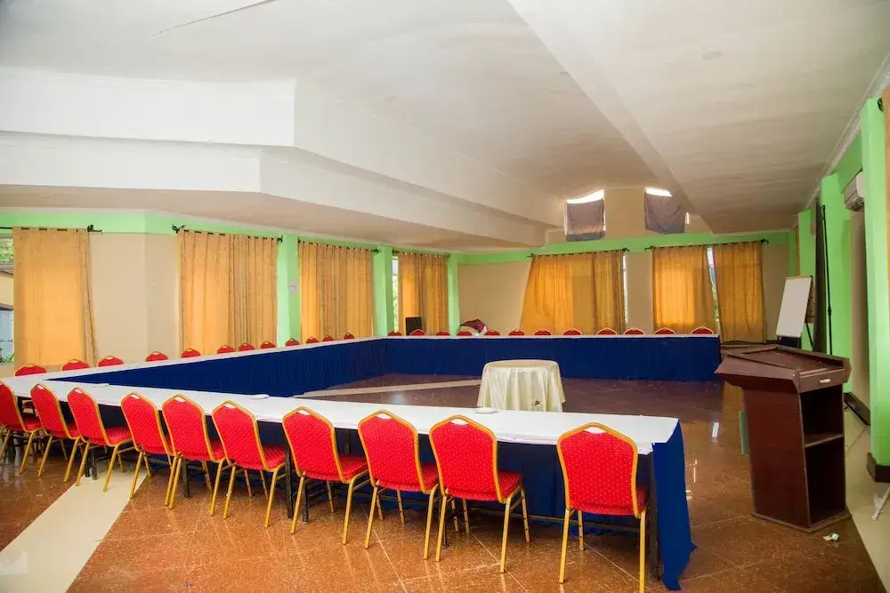 Isamilo Grand Hotel