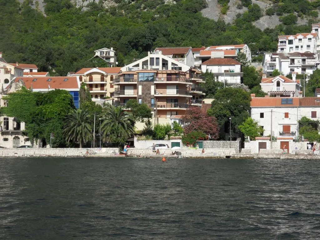 Apartments Coral