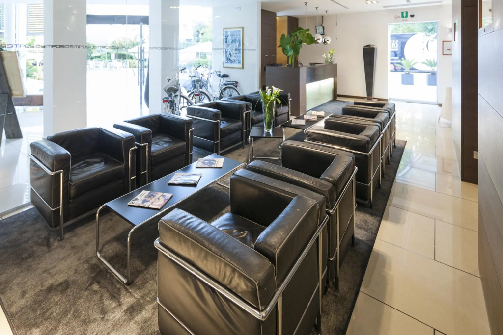 Inverigo Hotel