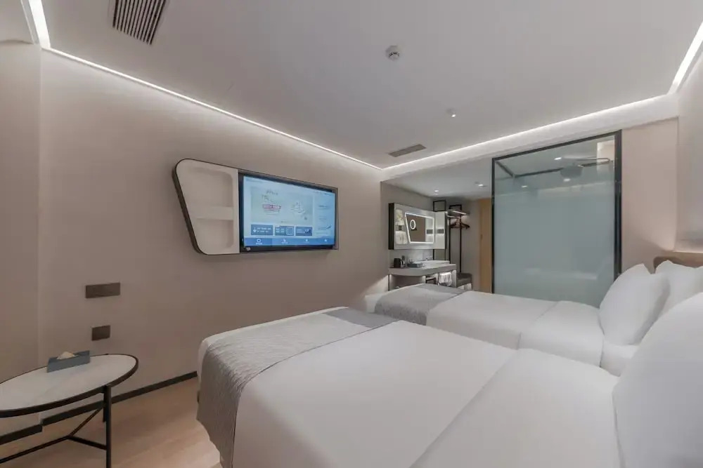 SKYBIRD Hotel