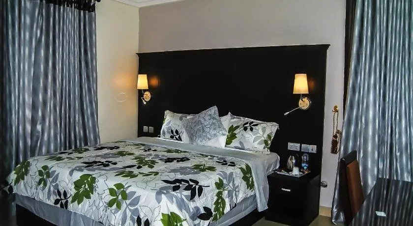Royal Jatoz Hotels