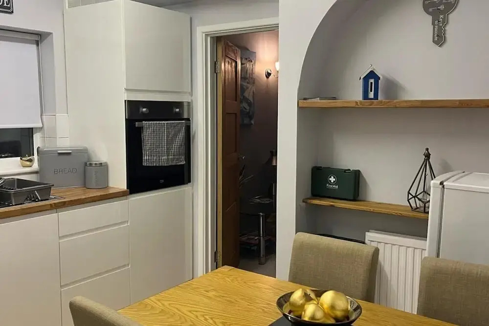 1-bedroom Apartment Sleeps 4, Parking