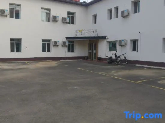 Qingzhu Qingyi Excellent Hotel (Hohhot Agricultural University Shop)